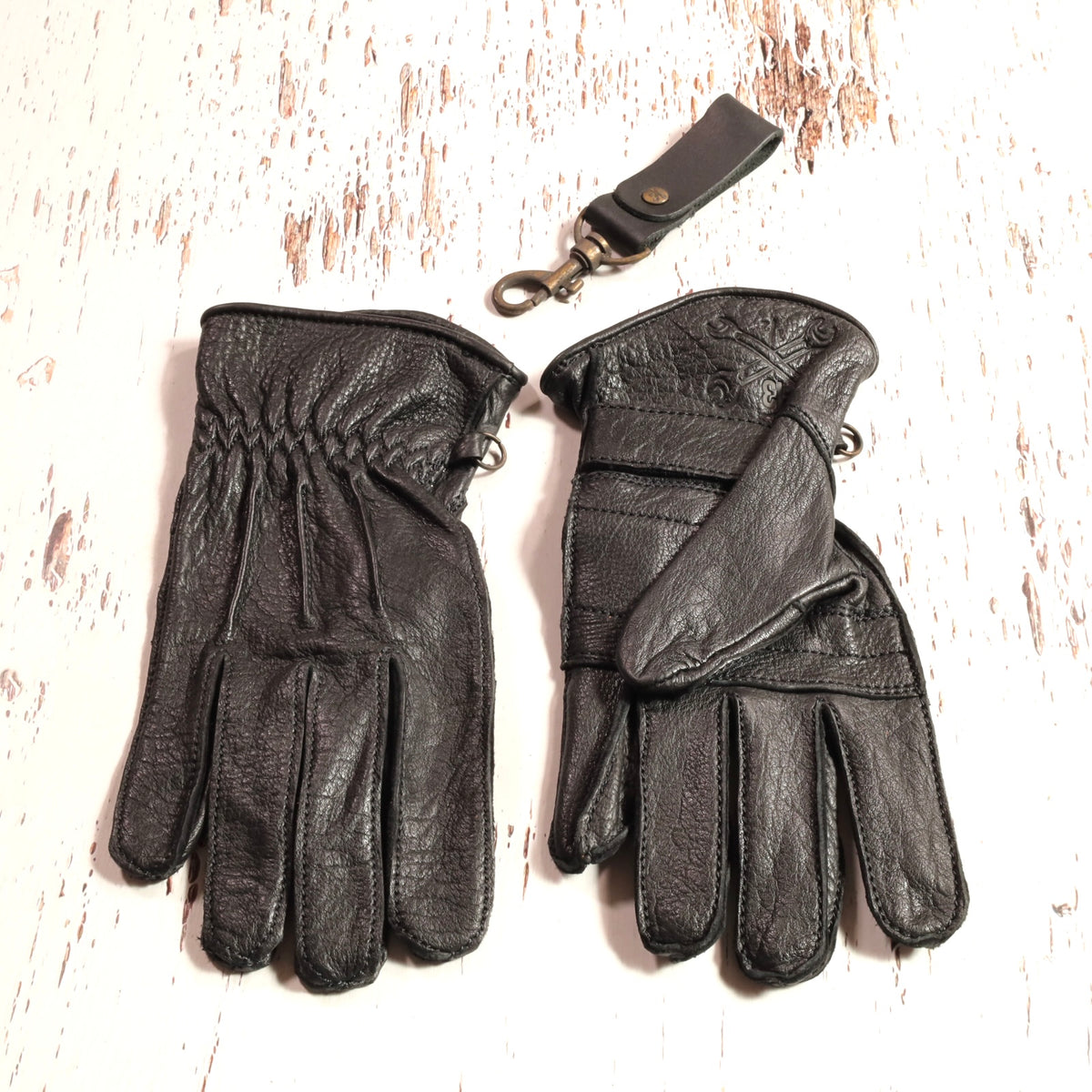 13 1/2(サーティー アンド ア ハーフ) レザーグローブ "Lowlander gloves" 【ブラック】