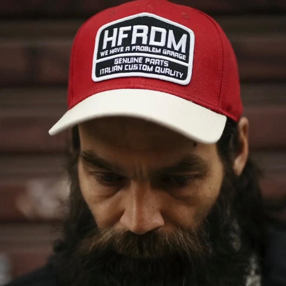 HOLYFREEDOM (ホーリーフリーダム)メッシュキャップ "HFRDM CAP" レッド/オフホワイト