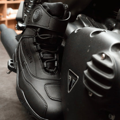 完全防水 レザーショートブーツ  ”Street Waterproof Boot” 【ブラック】