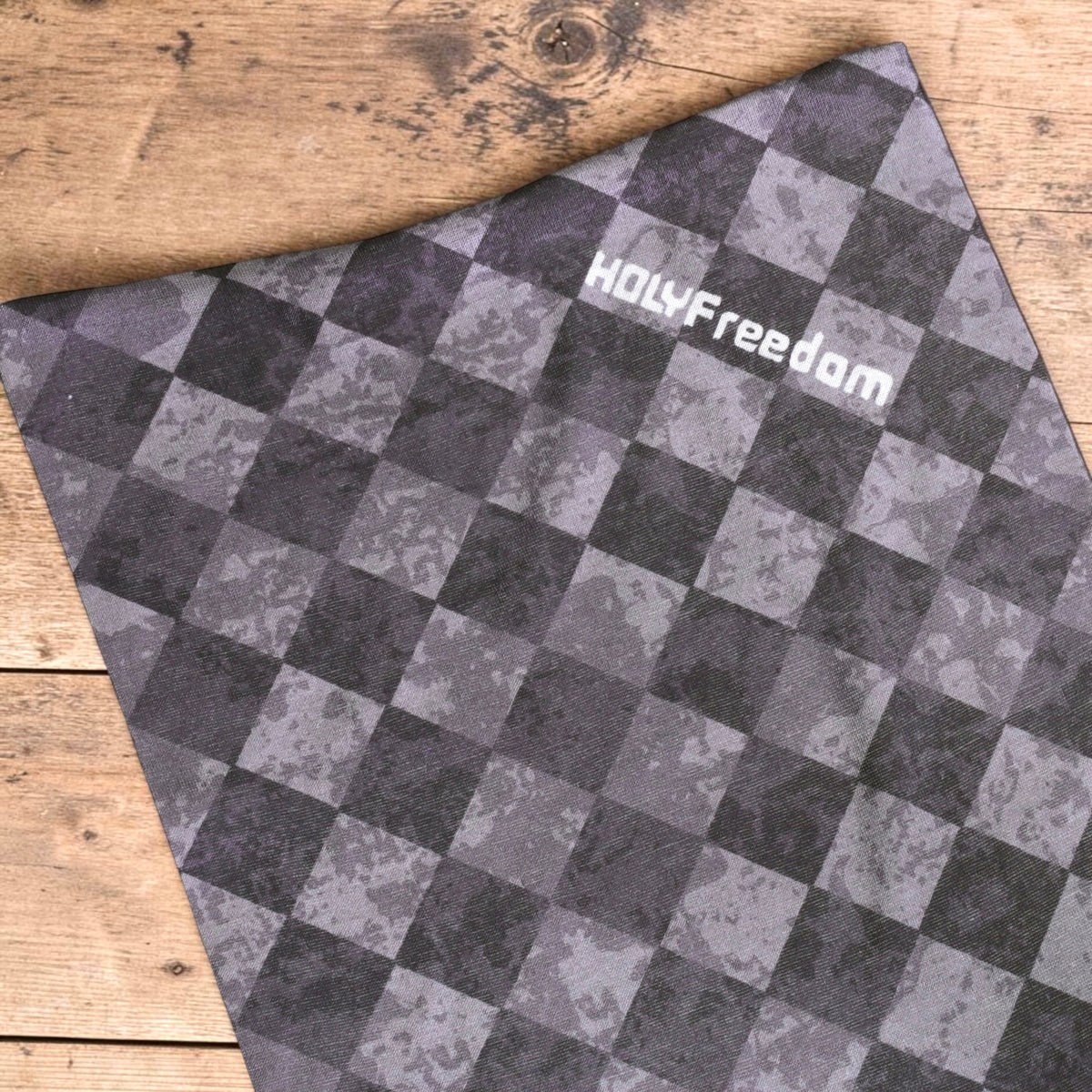 HOLYFREEDOM （ホーリーフリーダム）ネックチューブ "MULTI FUNCTION TUBULAR BULLIT DARK Repreve" 【Primaloft】