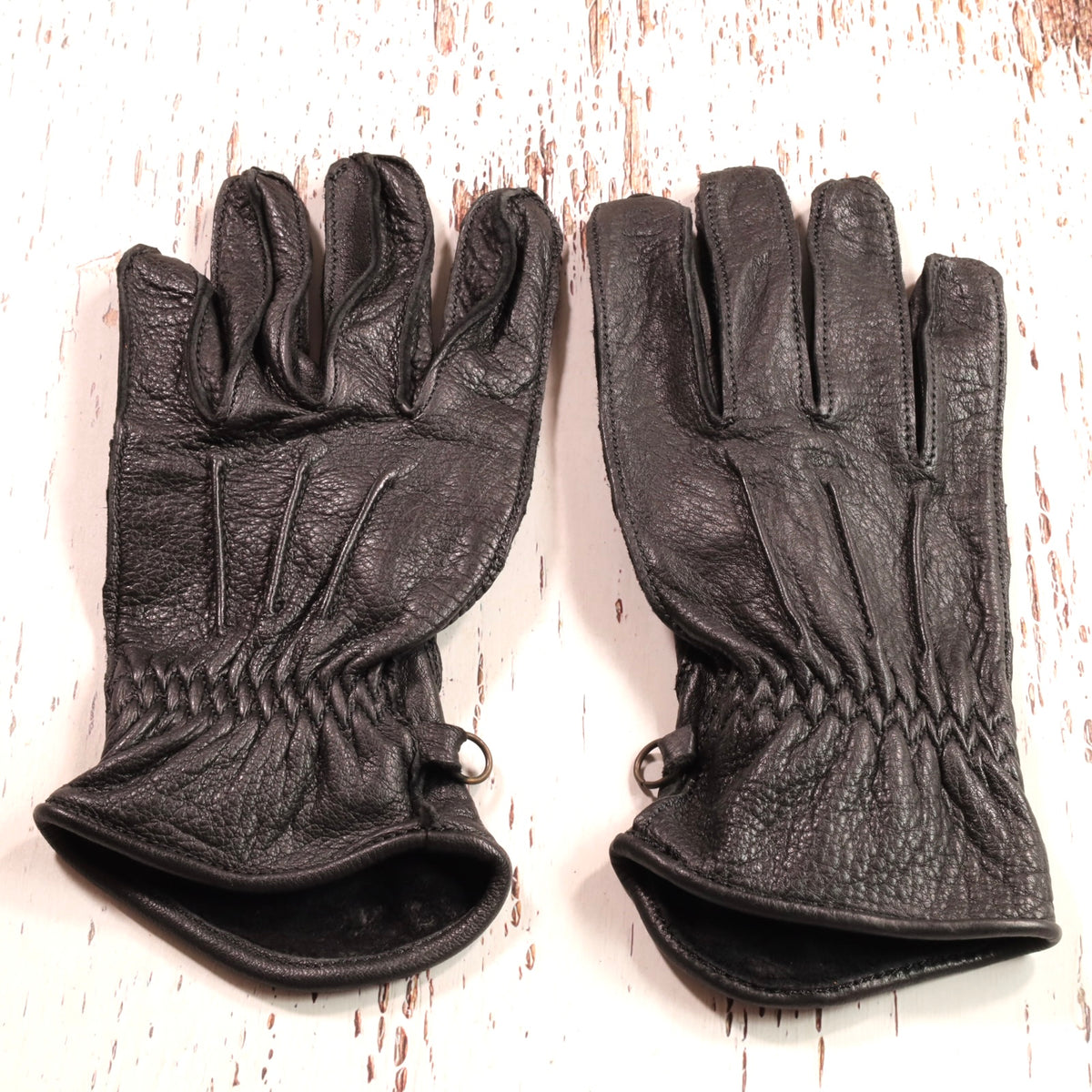 13 1/2（サーティー アンド ア ハーフ） レザーグローブ "Lowlander gloves"  【ブラック】