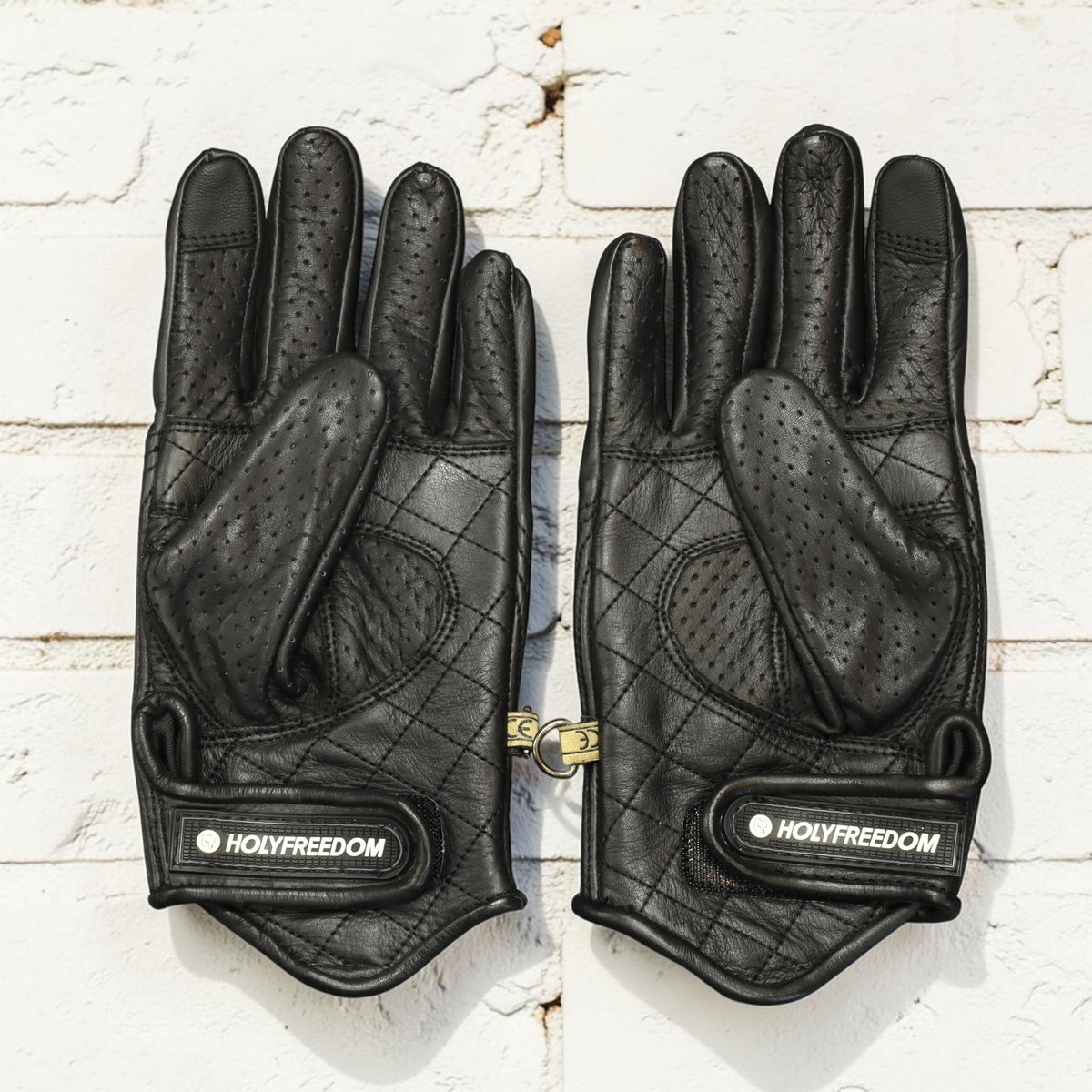 HOLYFREEDOM ホーリーフリーダム パンチングレザーグローブ "BULLIT GLOVES 2026" 【ホワイト/ブラック】
