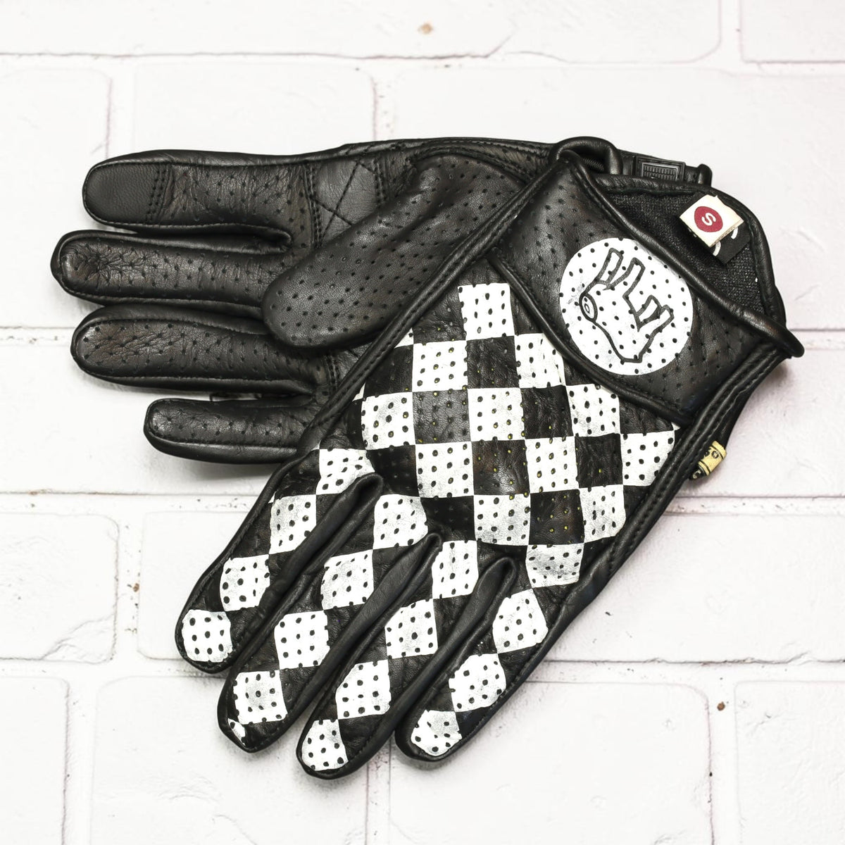 HOLYFREEDOM ホーリーフリーダム パンチングレザーグローブ "BULLIT GLOVES 2026" 【ホワイト/ブラック】