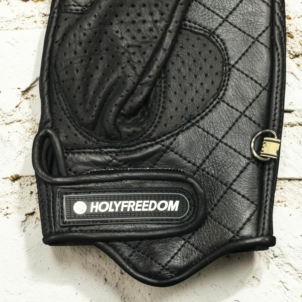 HOLYFREEDOM ホーリーフリーダム パンチングレザーグローブ "BULLIT GREY GLOVES 2026" 【グレー/ブラック】