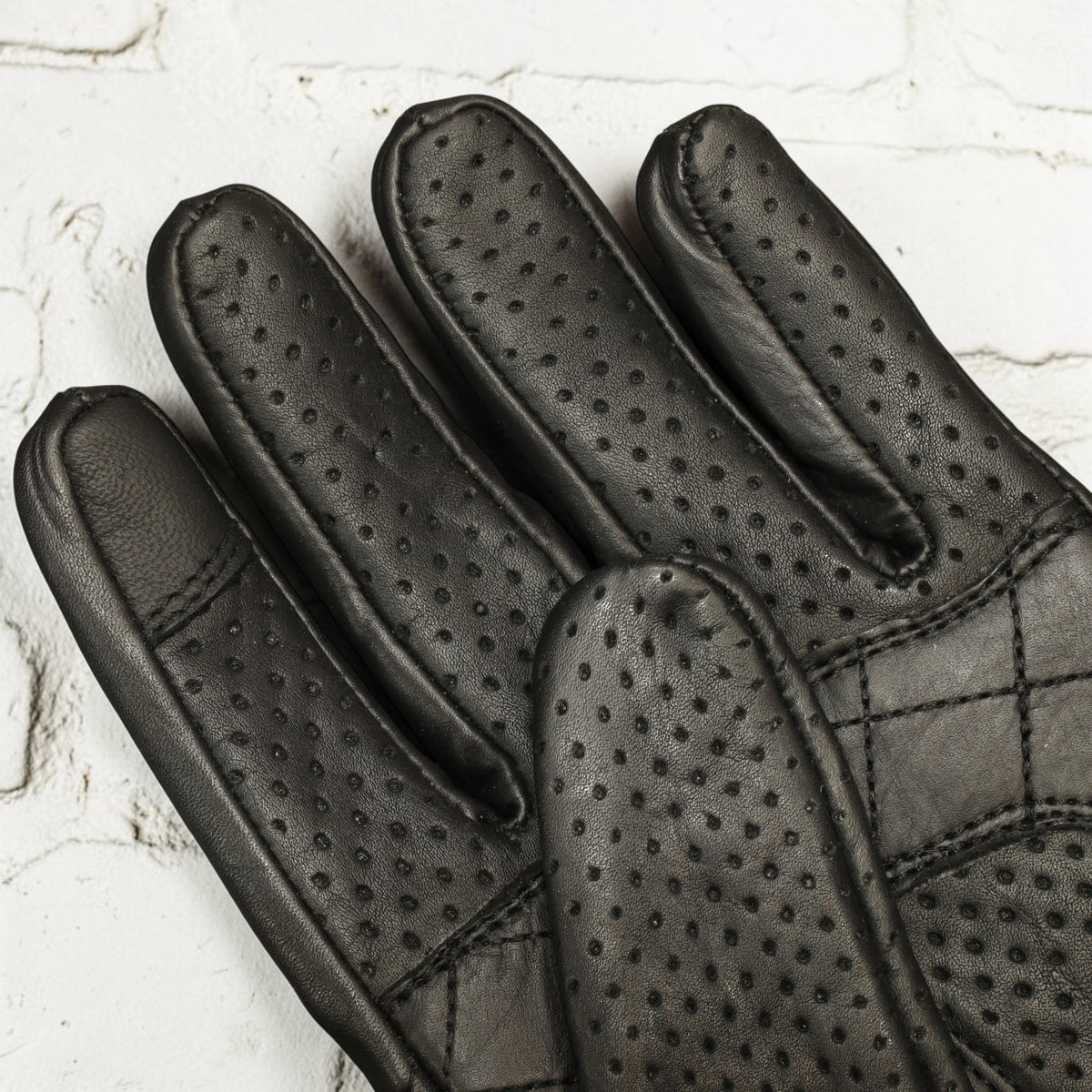 HOLYFREEDOM ホーリーフリーダム パンチングレザーグローブ "BULLIT YELLOW GLOVES 2026" 【イエロー/ブラック】