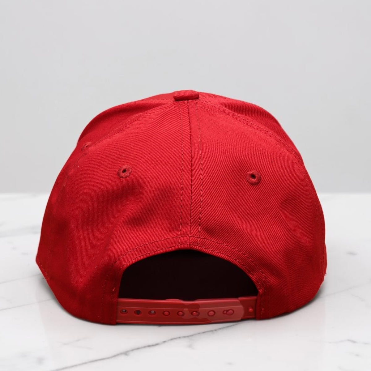 HOLYFREEDOM （ホーリーフリーダム）メッシュキャップ "HFRDM CAP" レッド/オフホワイト