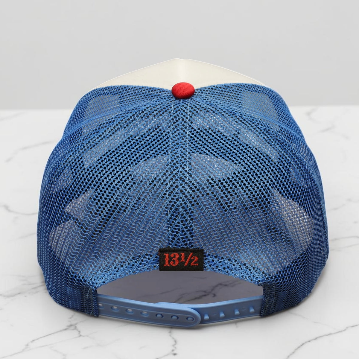 13 1/2 （サーティー アンド ア ハーフ）メッシュキャップ ”Outlaw club trucker cap"