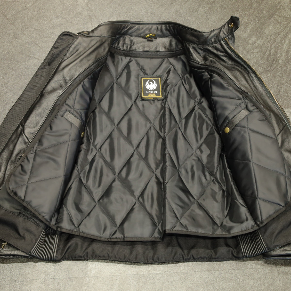 レザージャケット  "Chase II D3O Perforated Jacket"【ブラック】