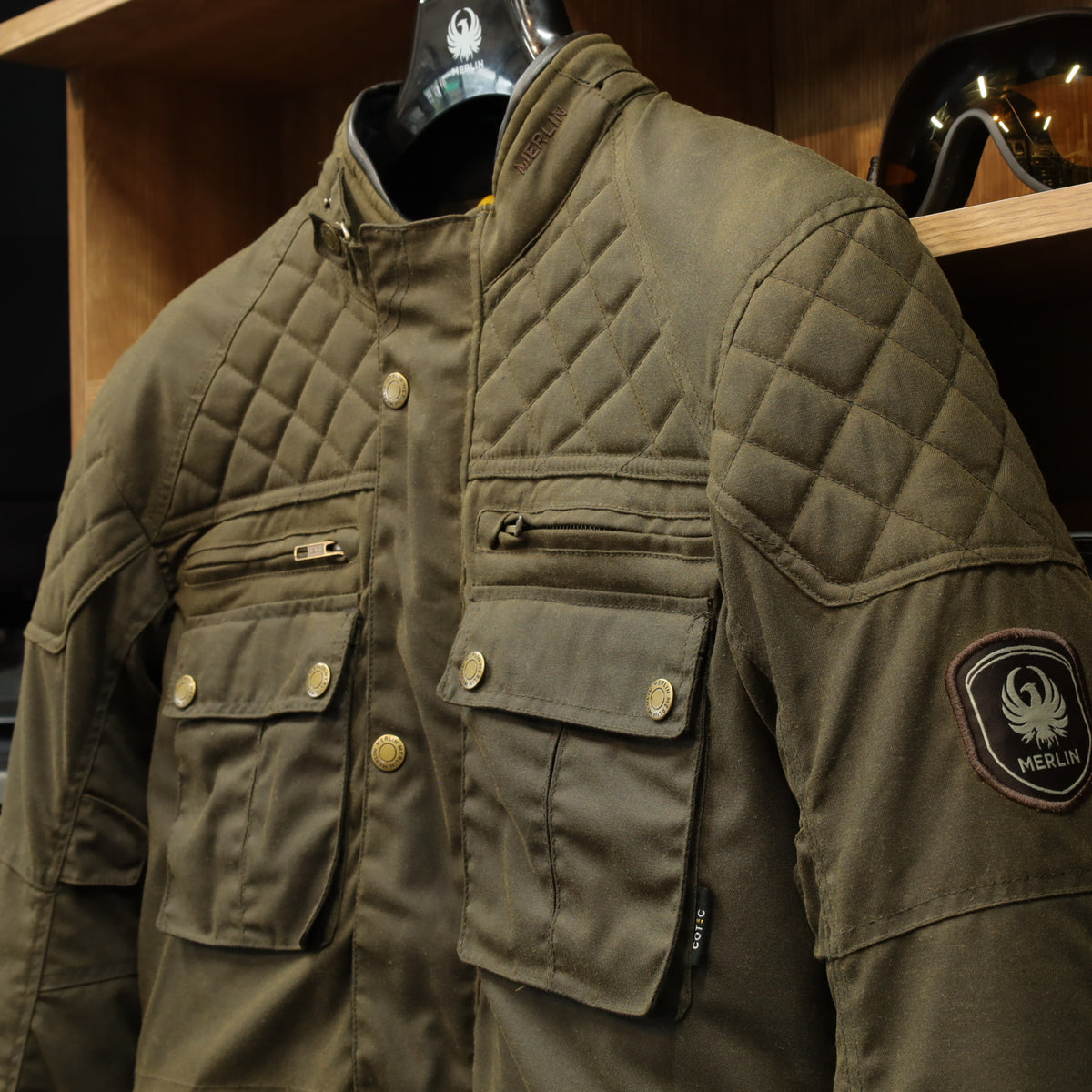 ワックスコットンジャケット 【オリーブ】 "Edale II D3O Jacket"
