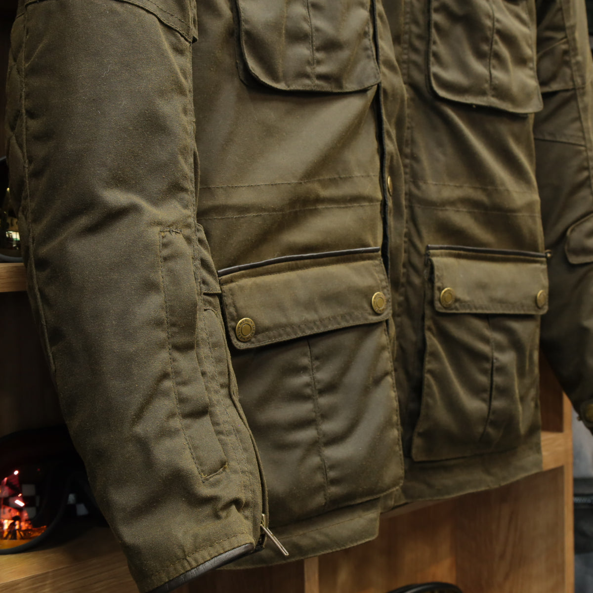 ワックスコットンジャケット 【オリーブ】 "Edale II D3O Jacket"