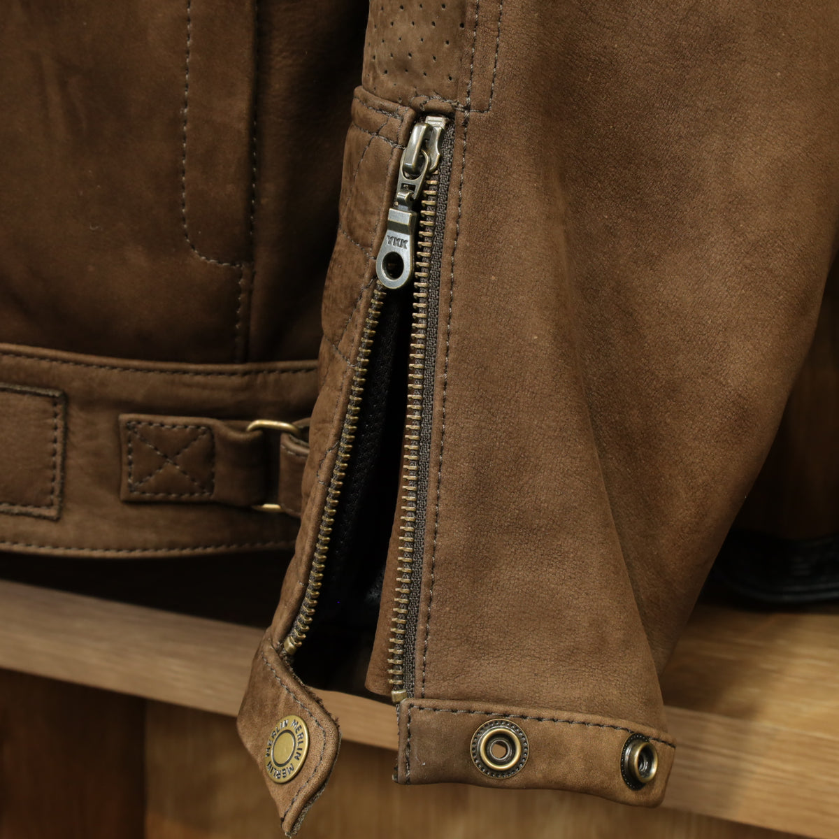 ヌバックレザージャケット "Torsten TFL D3O AAA Jacket"【ブラウン】