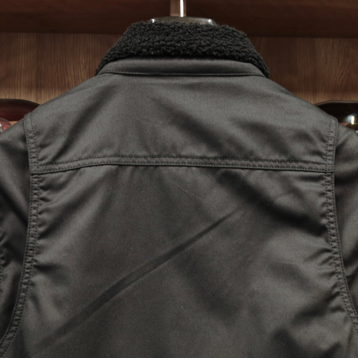 ワックスコットン フライトジャケット 【ブラック】　"Millington D3O Borg Jacket"