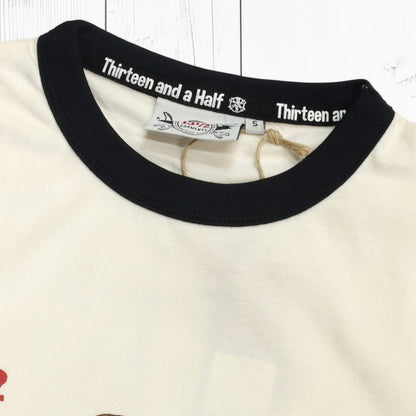 13 1/2 （サーティー アンド ア ハーフ）半袖Tシャツ "Calfolnia Company" 【ホワイト】