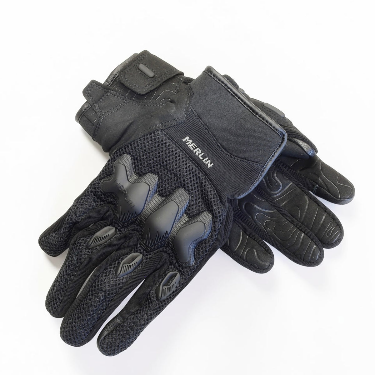 MERLIN （マーリン）メッシュグローブ "AIRFLOW TRAIL GLOVE" 【ブラック】
