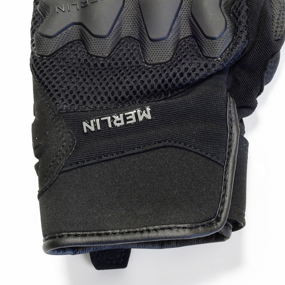 MERLIN （マーリン）メッシュグローブ "AIRFLOW TRAIL GLOVE" 【ブラック】