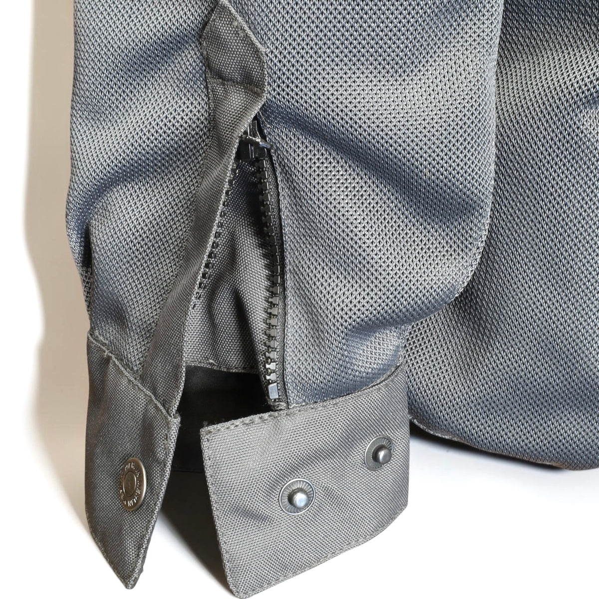 MERLIN（マーリン）メッシュジャケット "AERO MESH D3O RIDING SHIRT" 【ダークグレー】