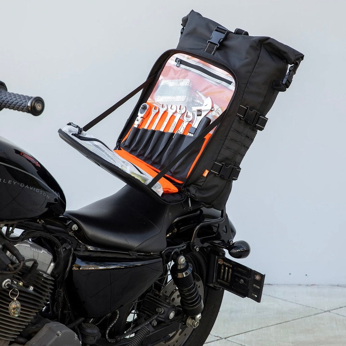 Biltwell ビルトウェル ラゲッジバッグ "EXFIL-80 2.0 Sissy Bar Bag"