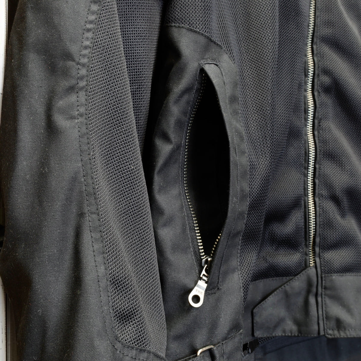 MERLIN （マーリン） ワックスコットンメッシュジャケット "WALTHAM D3O COTEC AIR JACKET" 【ブラック】