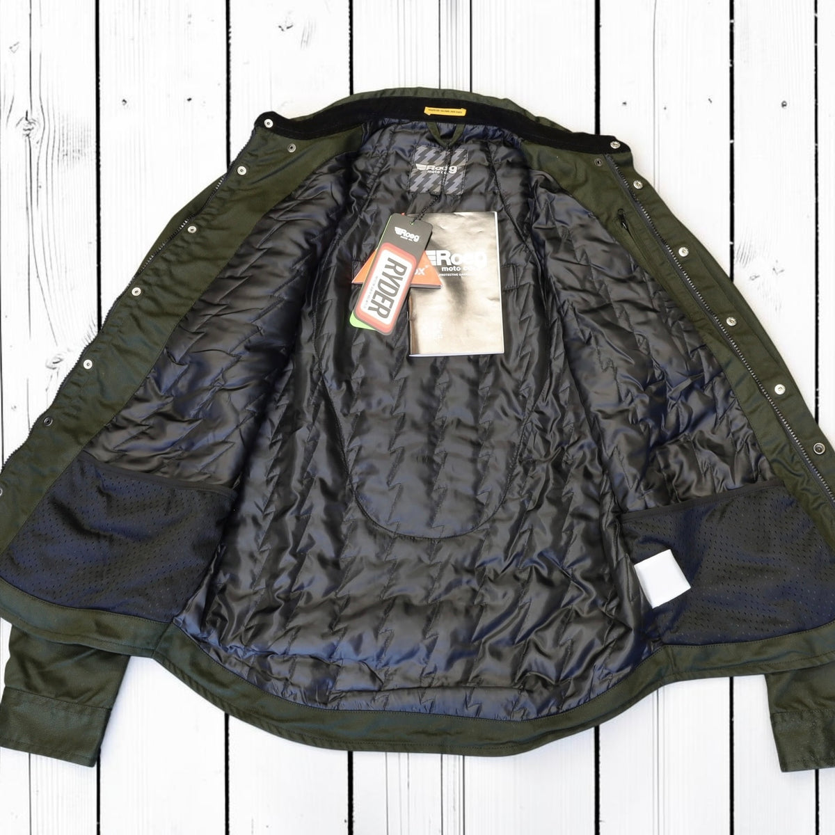 Roeg ローグ ワックコットンシャツジャケット "Chris wax Overshirt" 【アーミーグリーン】