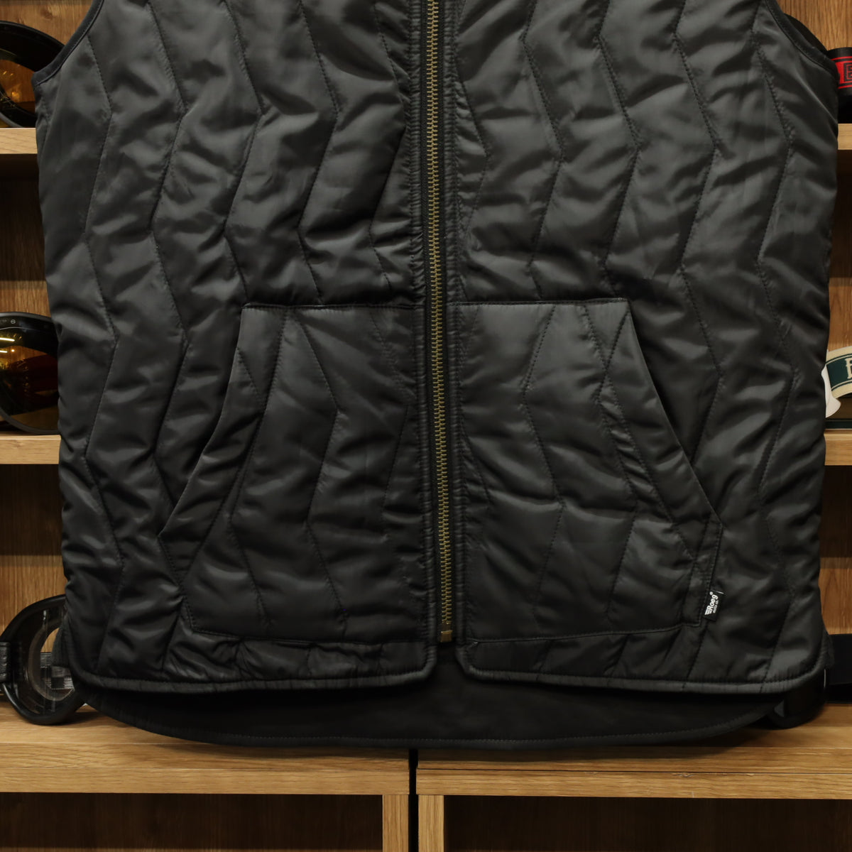 Roeg ローグ 中綿キルティング バイカーベスト "Victor vest"