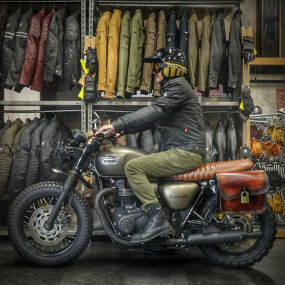 防寒最強 ワックスコットンジャケット "Barton II Waxed Cotton Jacket" 【ブラック】