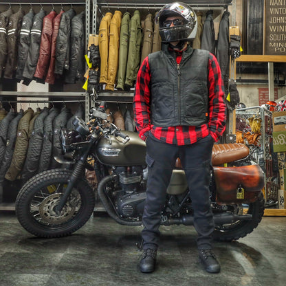 MERLIN マーリン ライディング用 ワックスコットンベスト "Bobber CE Riding Vest" 【ブラック】