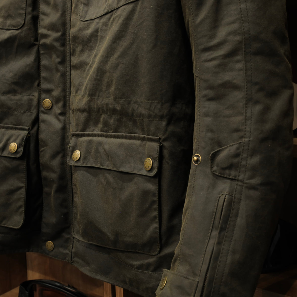 防寒最強 ワックスコットンジャケット "Yoxall II Waxed Cotton Jacket" 【オリーブ】