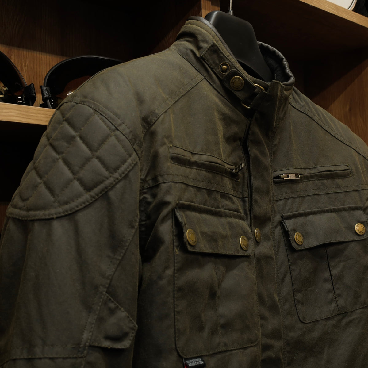 防寒最強 ワックスコットンジャケット "Yoxall II Waxed Cotton Jacket" 【オリーブ】