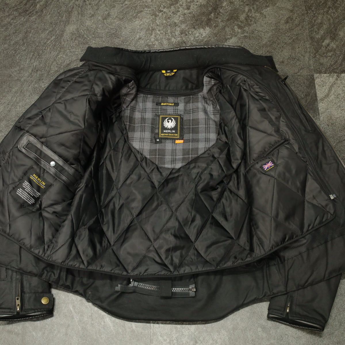 防寒最強 ワックスコットンジャケット "Barton II Waxed Cotton Jacket" 【ブラック】