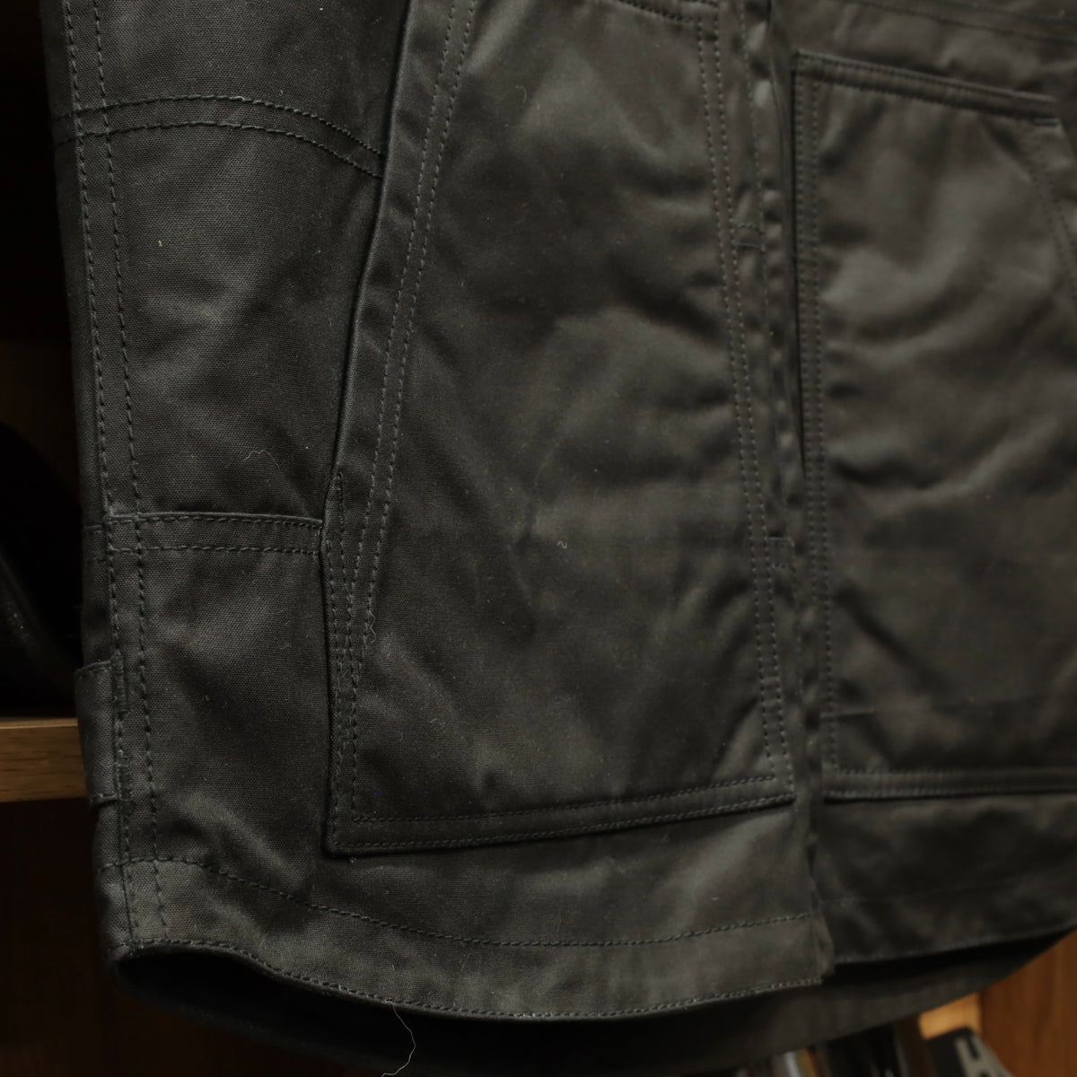 MERLIN マーリン ライディング用 ワックスコットンベスト "Bobber CE Riding Vest" 【ブラック】