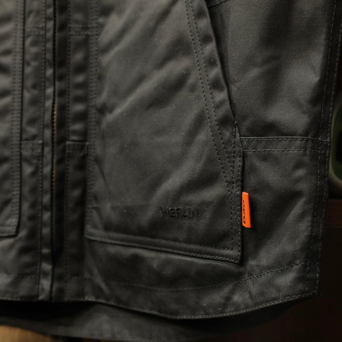 MERLIN マーリン ライディング用 ワックスコットンベスト "Bobber CE Riding Vest" 【ブラック】