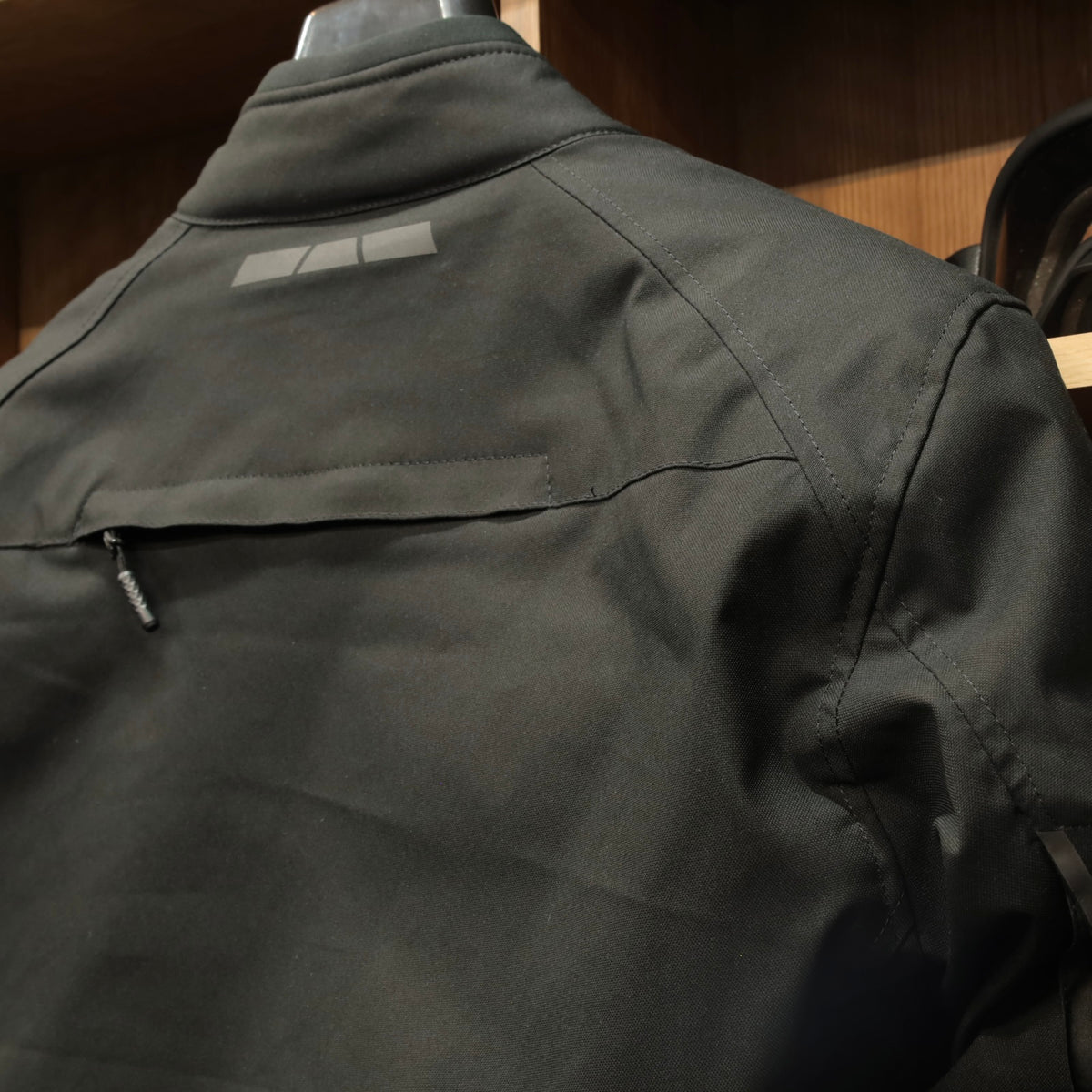MERLIN マーリン 防水 オールシーズン ライディングジャケット "Taos Waterproof D3O Jacket" 【ブラック】