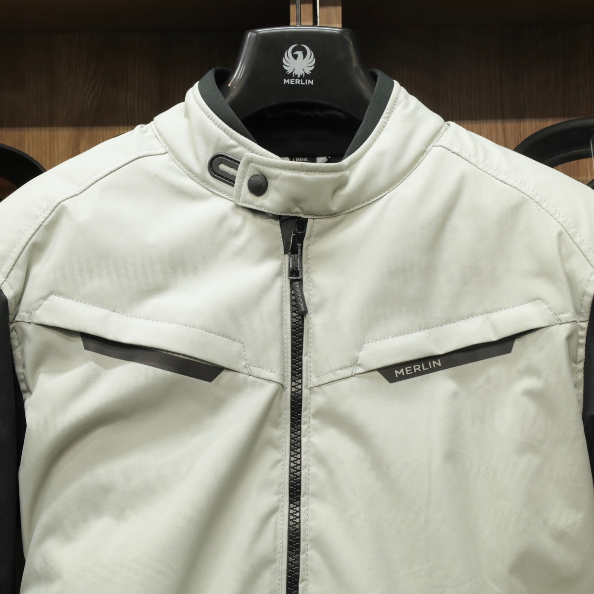 MERLIN マーリン 防水 オールシーズン ライディングジャケット "Taos Waterproof D3O Jacket" 【ホワイト/ブラック】