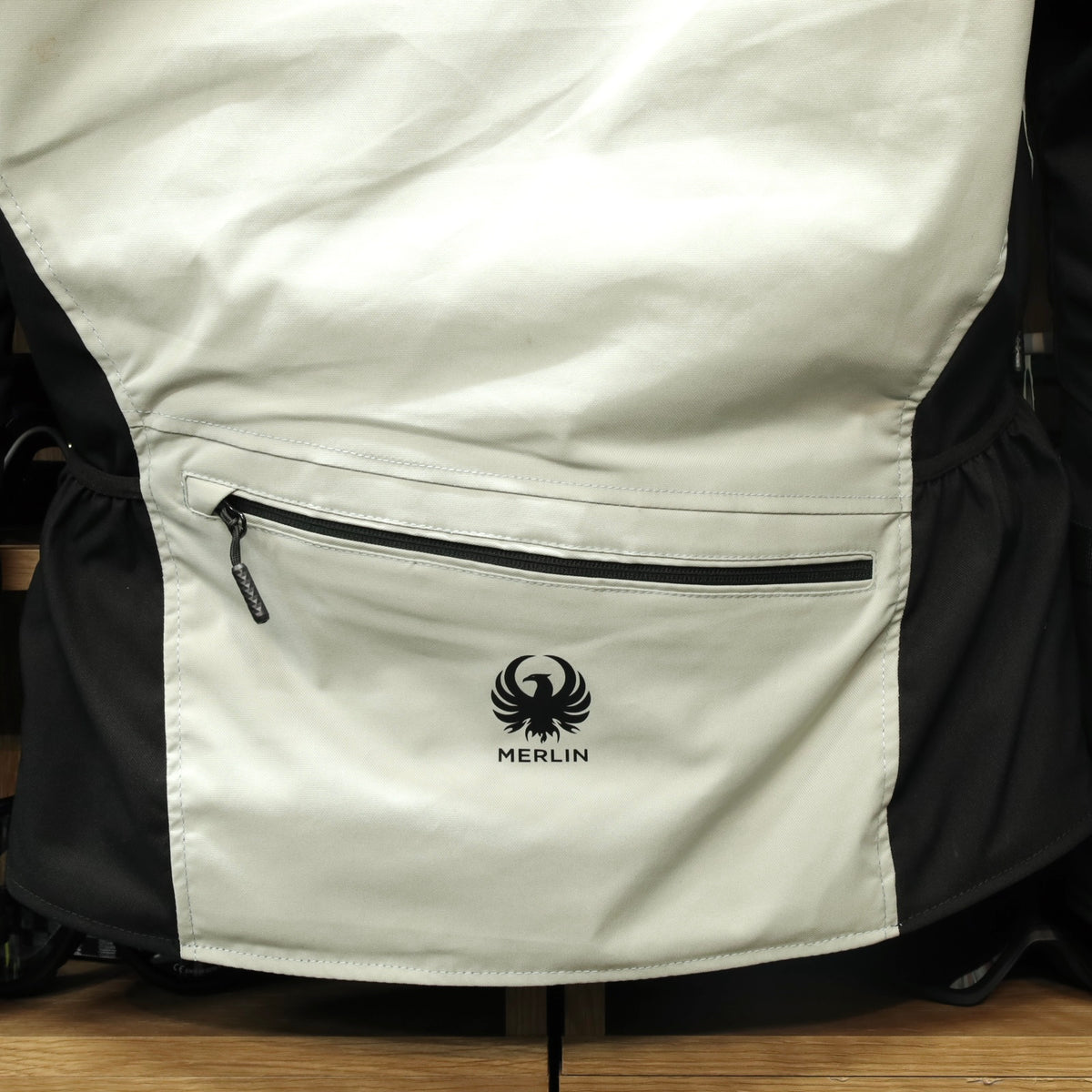 MERLIN マーリン 防水 オールシーズン ライディングジャケット "Taos Waterproof D3O Jacket" 【ホワイト/ブラック】