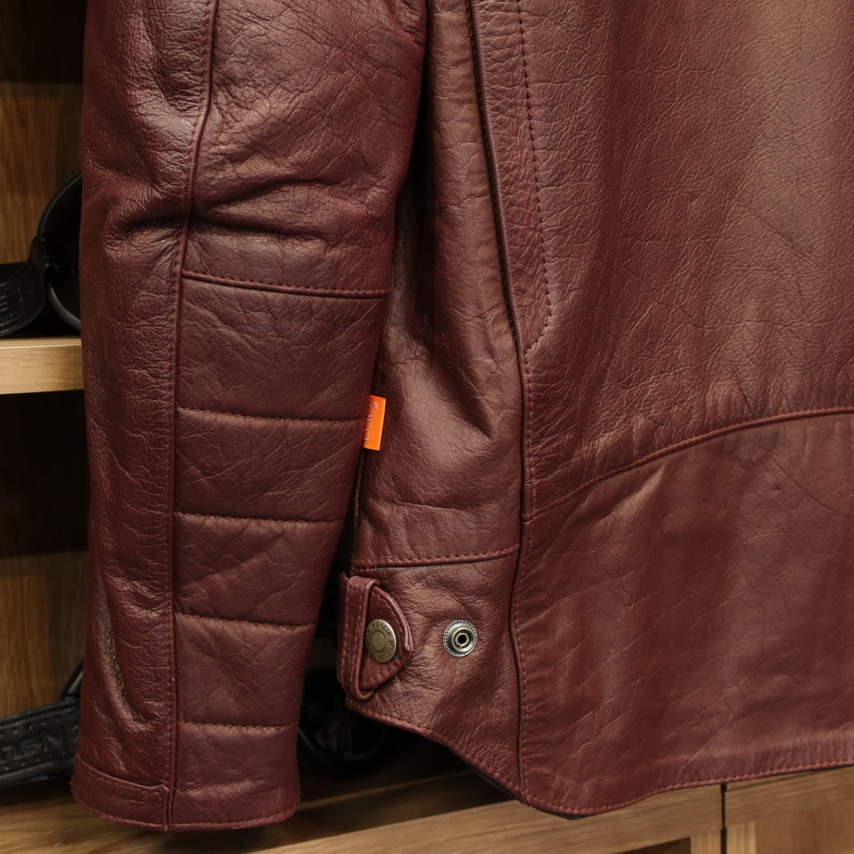 レザージャケット "Alton II D3O Leather Jacket" 【オックスブラッド】