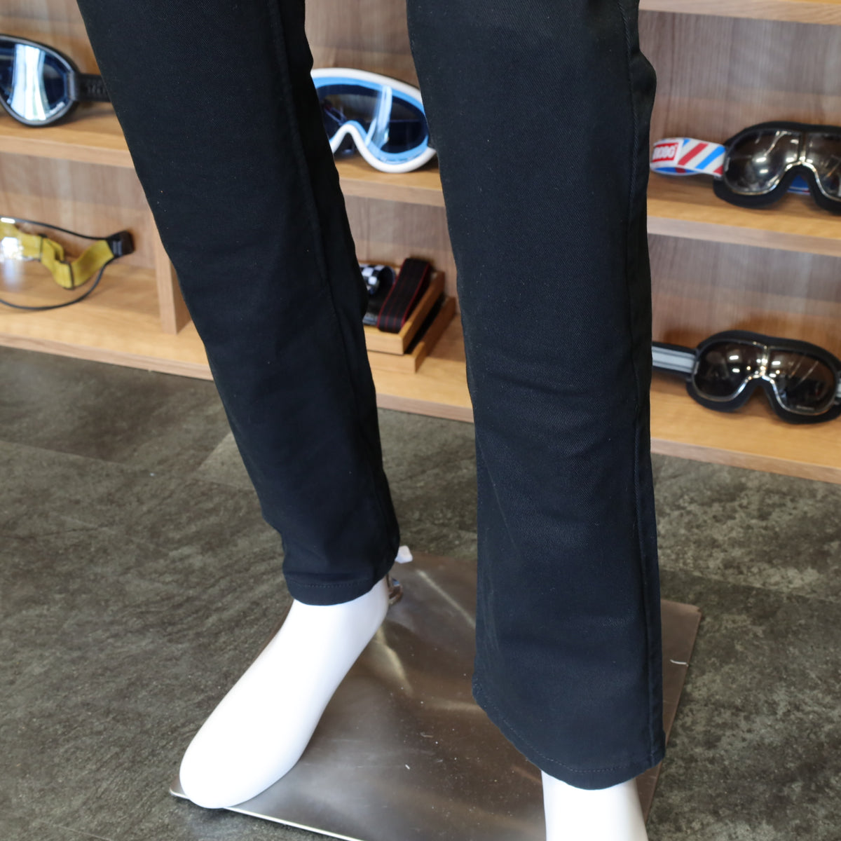 ライディングストレッチチノパンツ ”Brody AA Riding Chino" 【ブラック】