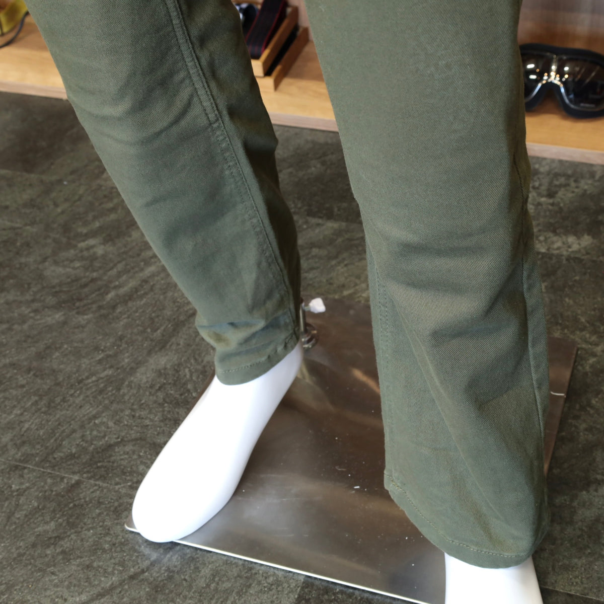 ライディングストレッチチノパンツ ”Brody AA Riding Chino" 【グリーン】