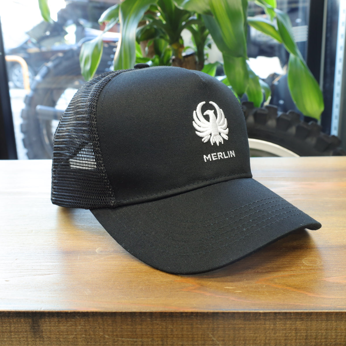 トラッカーメッシュキャップ ”Burford Core Trucker Cap” 【ブラック】
