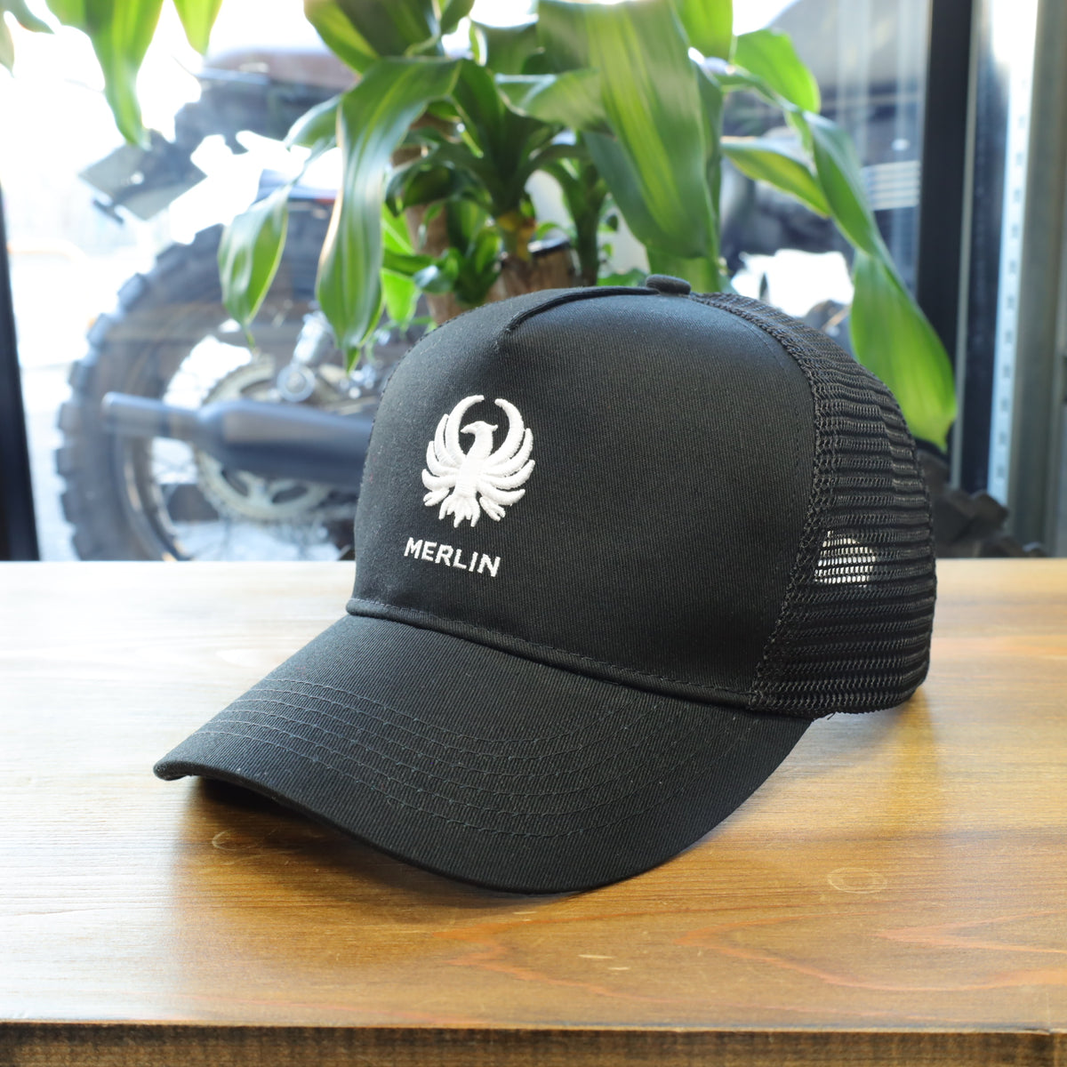 トラッカーメッシュキャップ ”Burford Core Trucker Cap” 【ブラック】