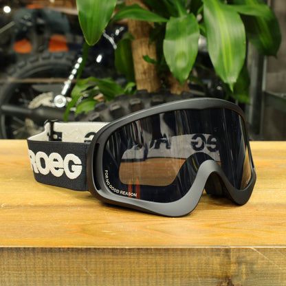 Roeg ローグ ゴーグル "Peruna Logo goggle black"