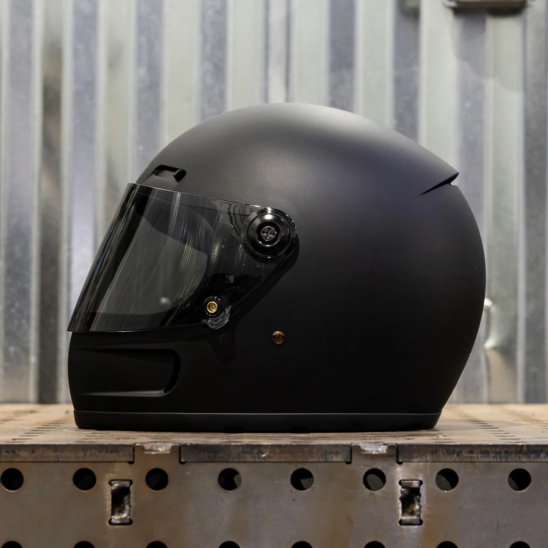 Biltwell フルフェイス GRING S/SV R22.06 専用シールド 【ライトスモーク】