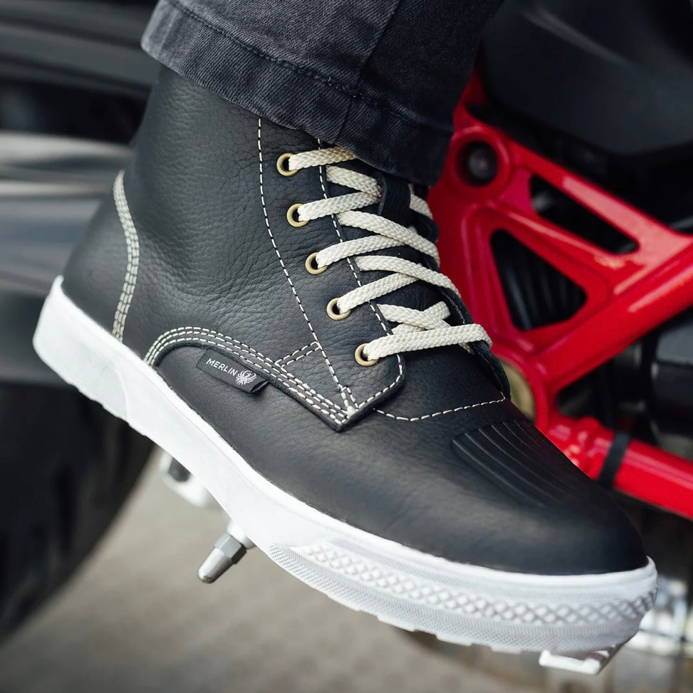MERLIN マーリン レザーライディングスニーカー 【ブラック】 ”Stretton D3O Heritage Trainer"