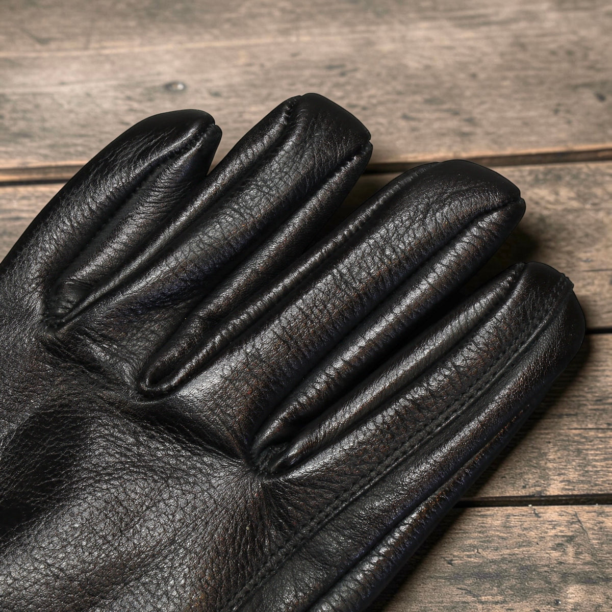13 1/2 （サーティー アンド ア ハーフ）レザーグローブ "Loud Ride gloves" 【ブラック】
