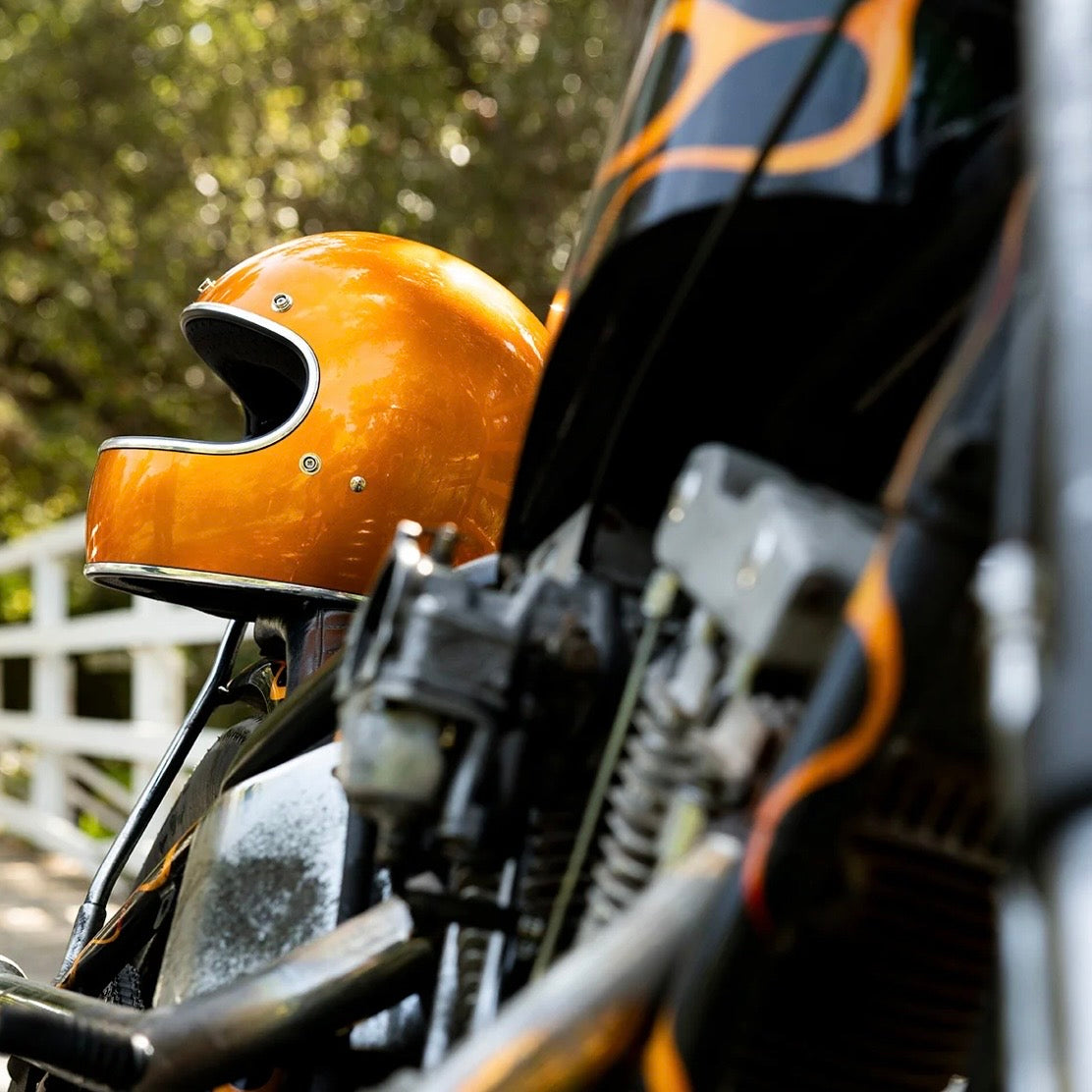 Biltwell ビルトウェル "GRINGO" フルフェイスヘルメット Metallic Sunburst【装飾品】