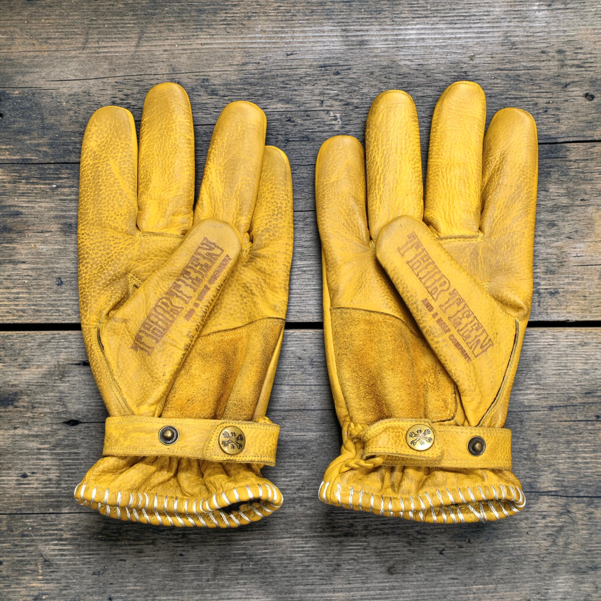 13 1/2 （サーティー アンド ア ハーフ）レザーグローブ "Loud Ride gloves" 【イエロー】
