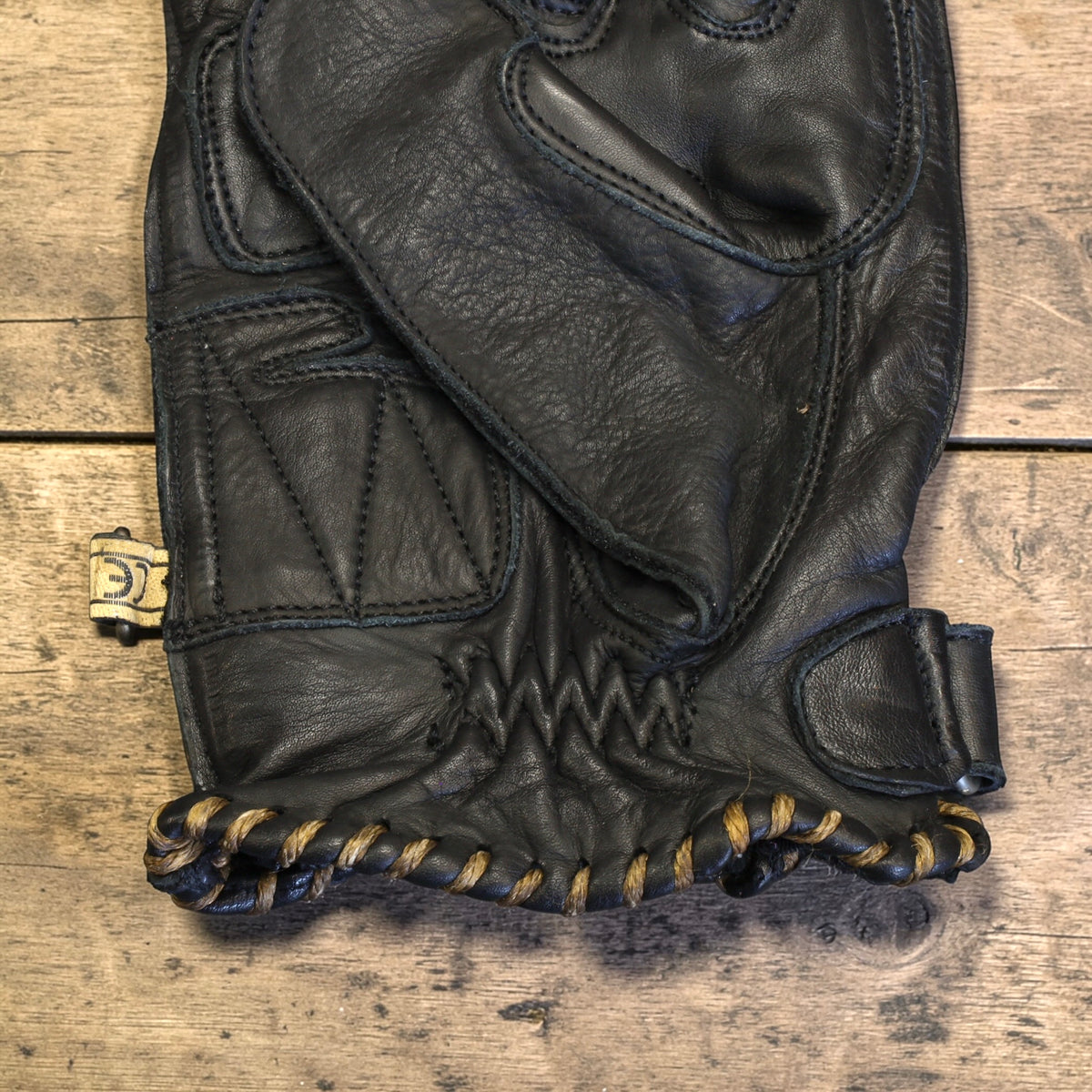 By City バイシティ レザーグローブ "Second Skin Tattoo Gloves" 【ブラック】