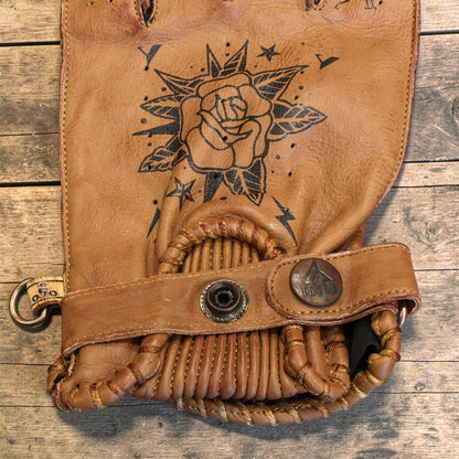 By City バイシティ レザーグローブ "Second Skin Tattoo Gloves" 【ブラウン】