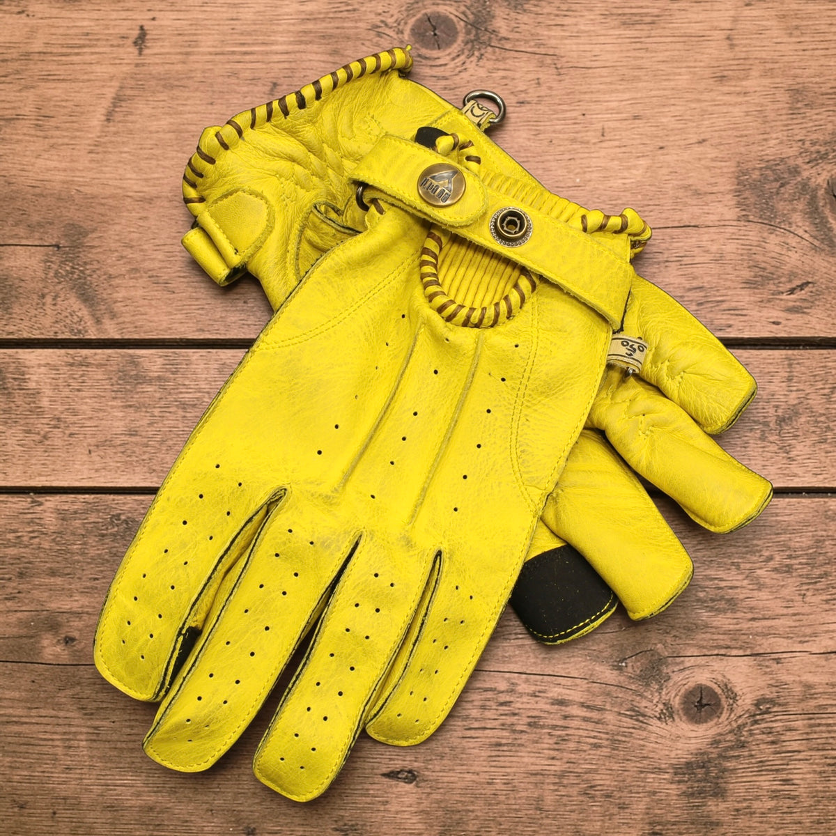 By City バイシティ レザーグローブ "Second Skin Gloves" 【イエロー】