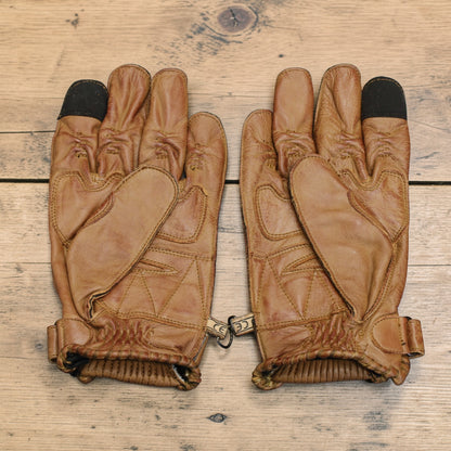 By City バイシティ レザーグローブ "Second Skin Gloves" 【ベージュ】