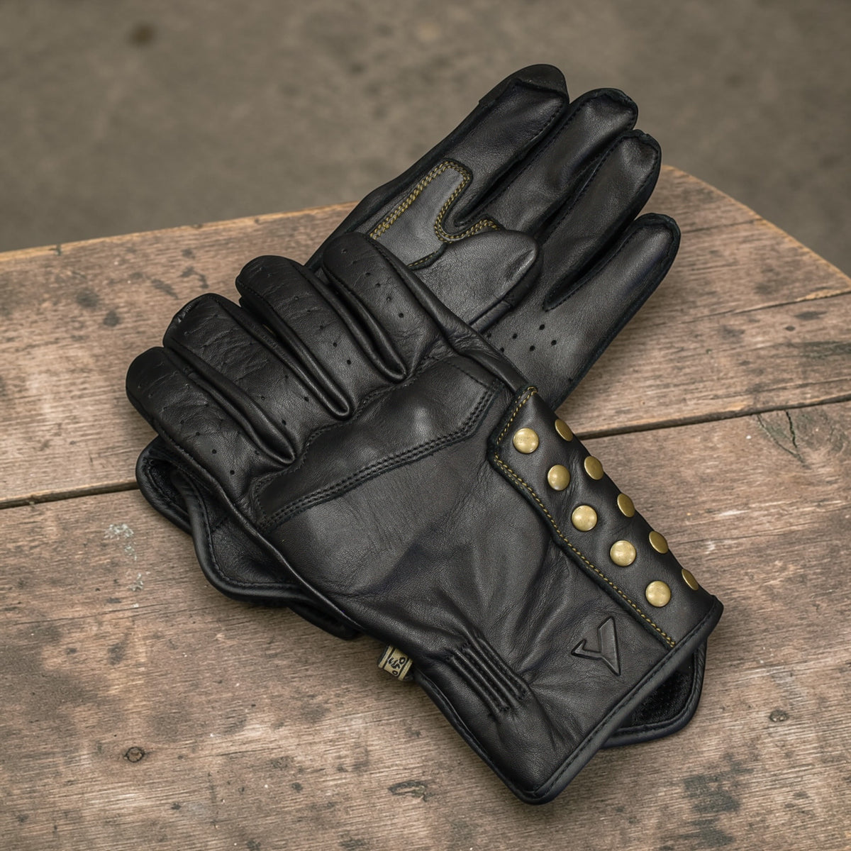 By City バイシティ レザーグローブ "Thunder gloves" 【ブラック】